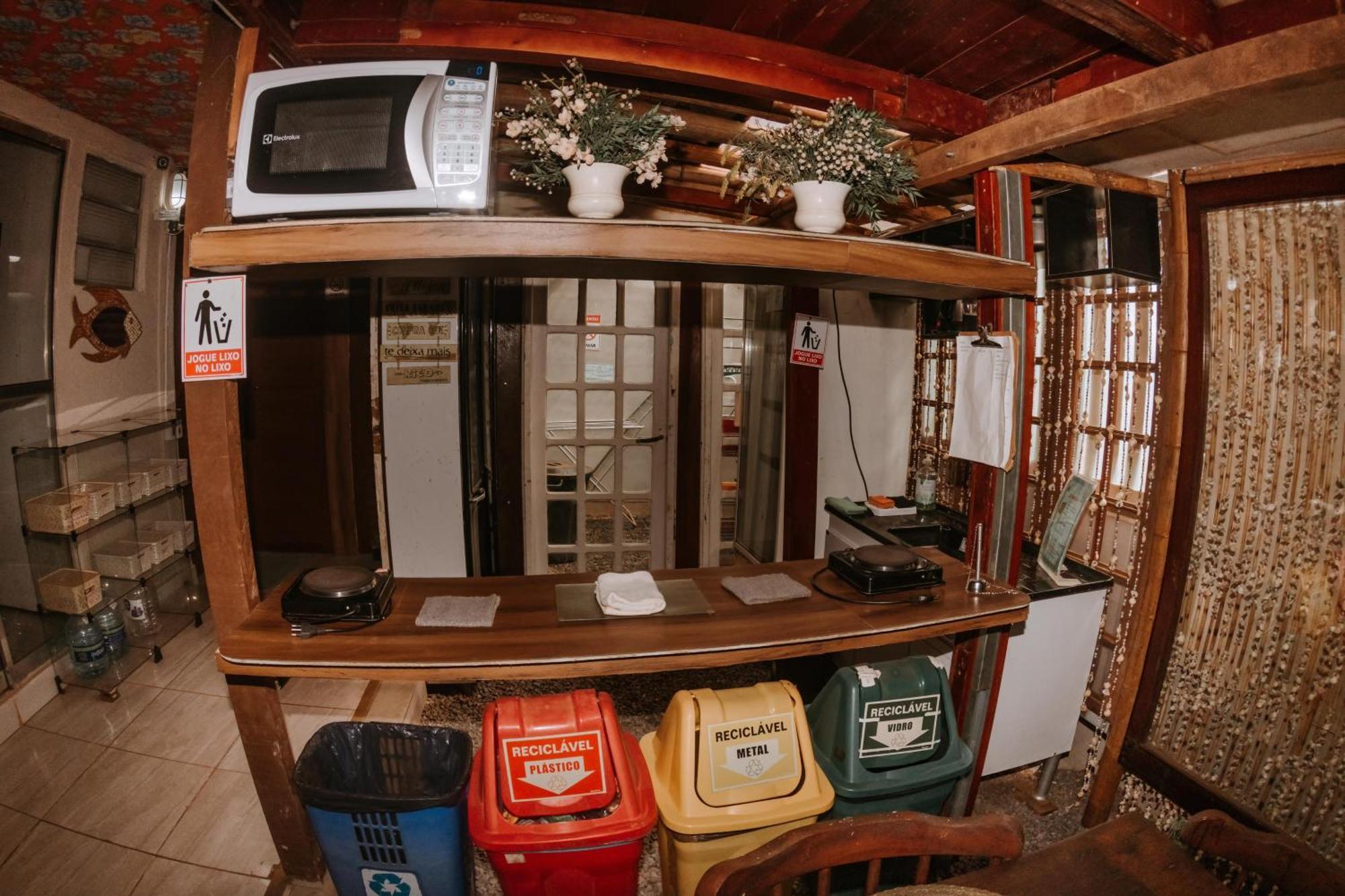 Doce Lar Hostel Noronha Фернанду ди Нороня Екстериор снимка